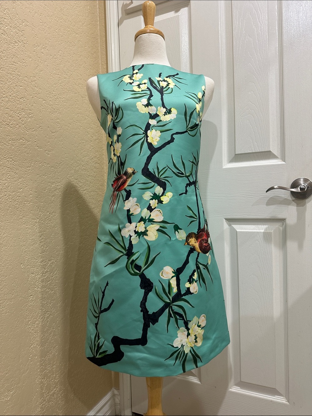 Sleeveless Teal Floral & Bird Shift Dress size 4